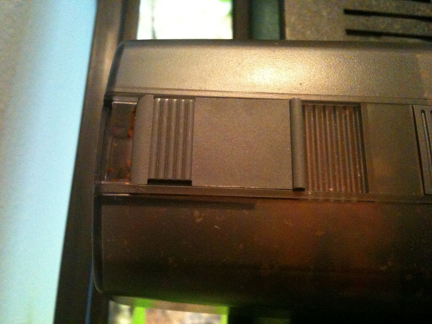 Eheim Auto Feeder (3581 FeedAir Digital Auto Feeder) A Simple Review